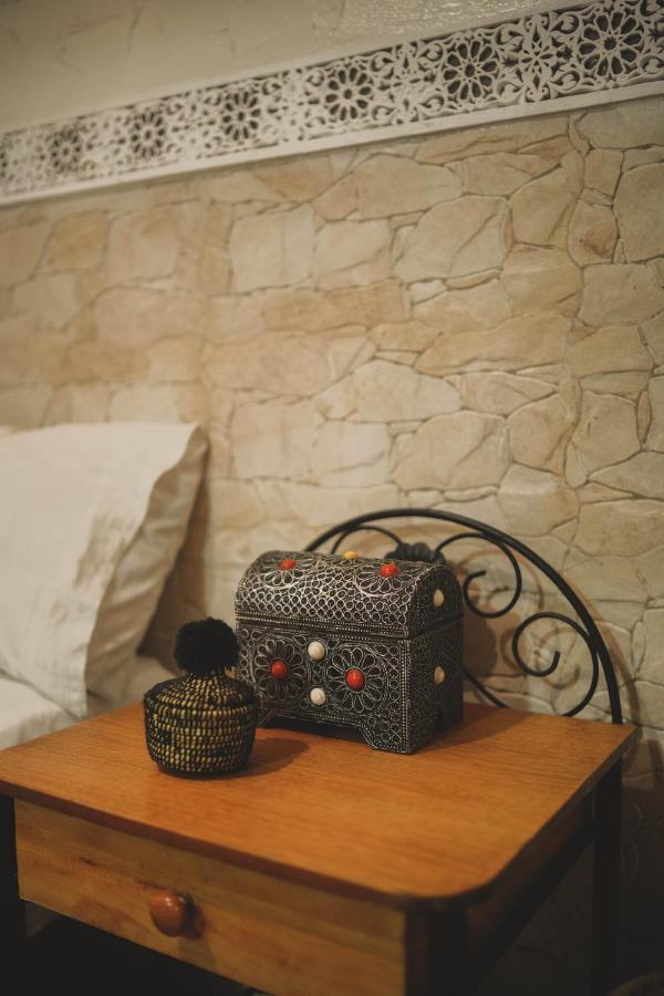 Be Nomad Hostal *