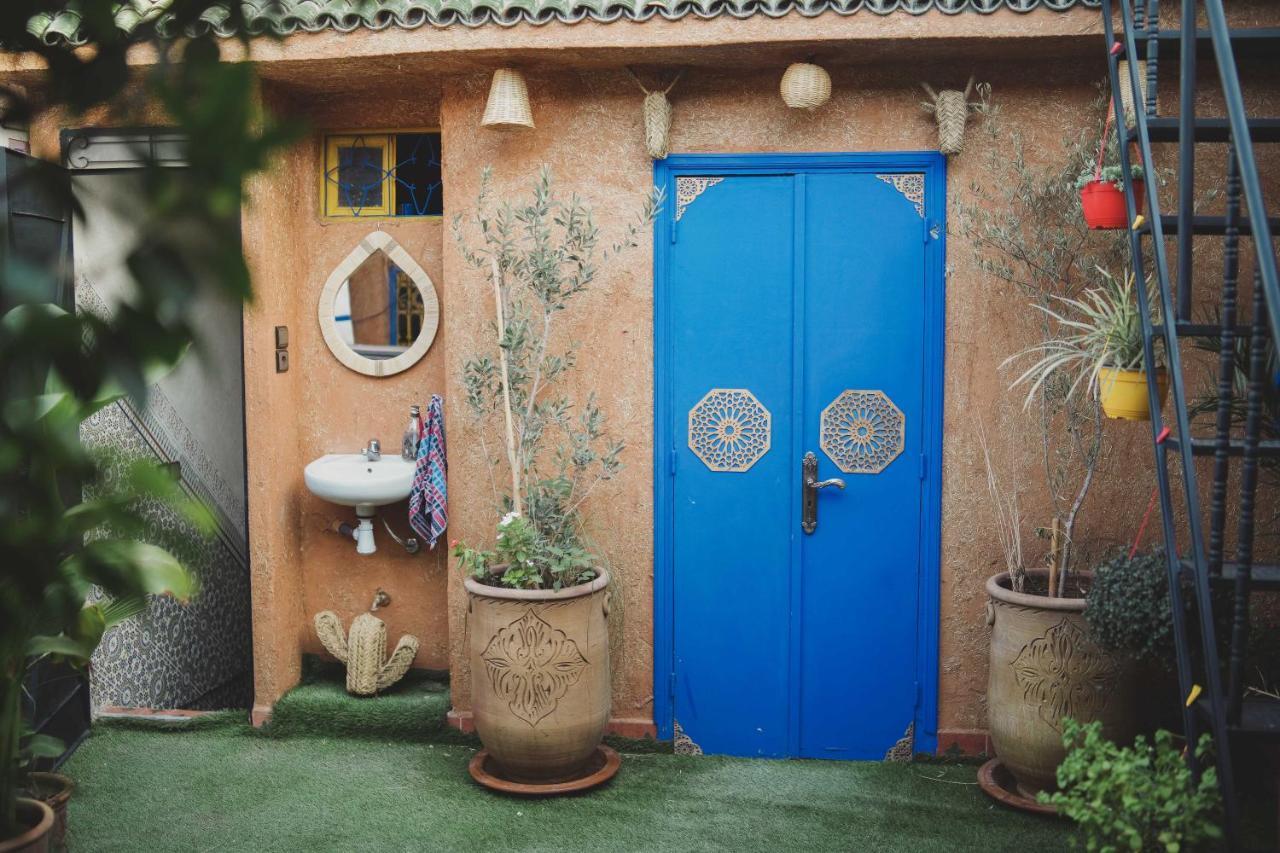 Be Nomad Hostal *