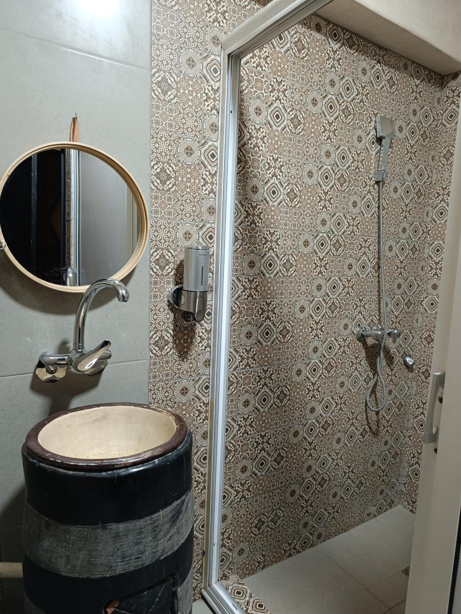 Be Nomad Hostal
